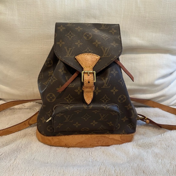 Louis Vuitton Authentic Montsouris MM Backpack - Picture 1 of 5